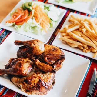 Pollo Entero: TO-GO