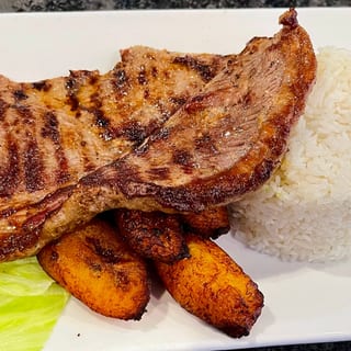 Bistec Con 2 Opciones