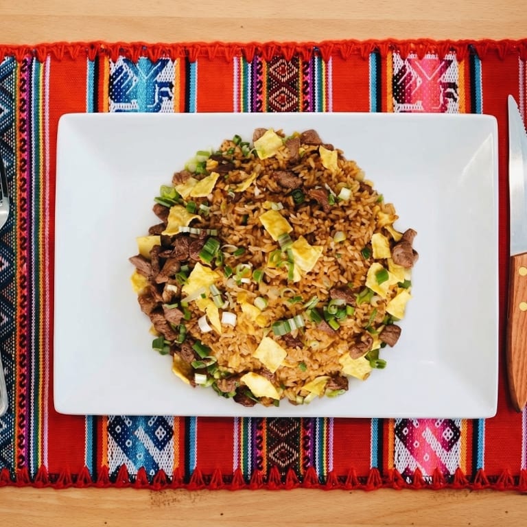 Bistec a lo Pobre: A Peruvian Delight