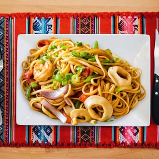 Tallarin Saltado De Mariscos